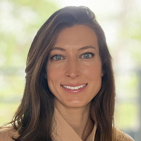 Headshot of Julia Chelen.