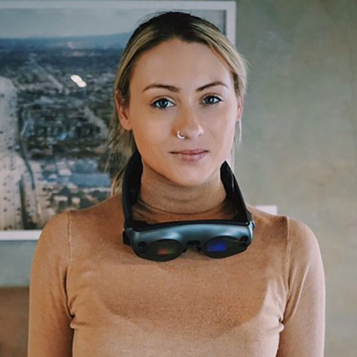 Headshot of Suzanne Borders